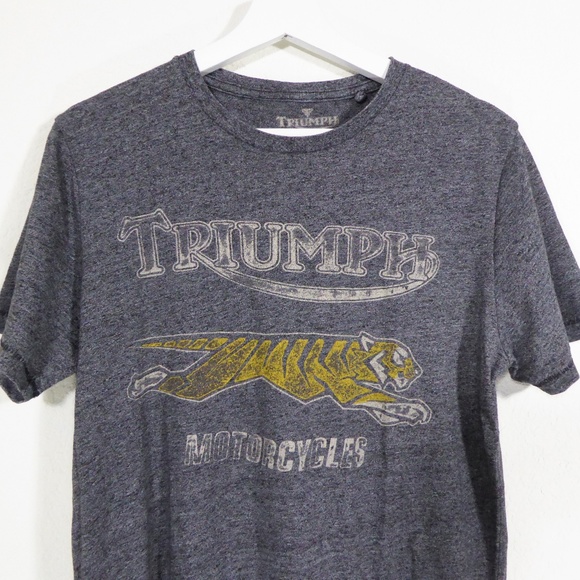 Lucky Brand Mens Short Sleeve Crew Neck Triumph Worlds Fastest Tiger Tee Lucky Brand Mens Short Sleeve Crew Neck Triumph Worlds Fastest Tiger Tee